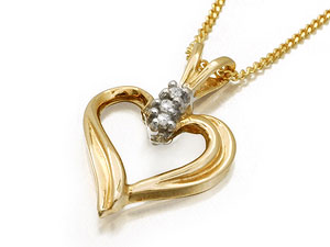 9ct gold and Diamond Heart Pendant and Chain 045611