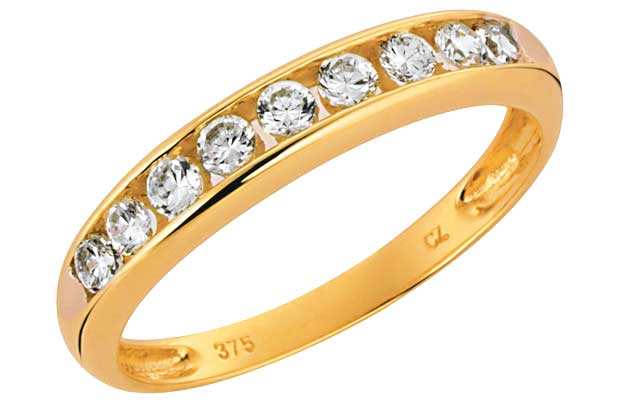 9ct Gold Cubic Zirconia 9 Stone Channel Set