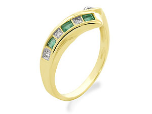 9ct Gold Diamond And Emerald Wishbone Ring -