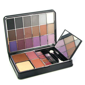 Chic Palette Compact