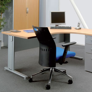 Adroit Sintra Cinco 1600 Desk Radial Right-hand