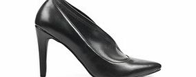 Black court shoe-inspired high heels