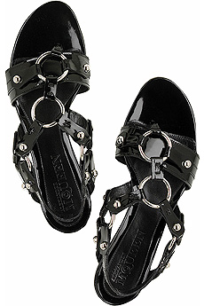 Metal ring sandals