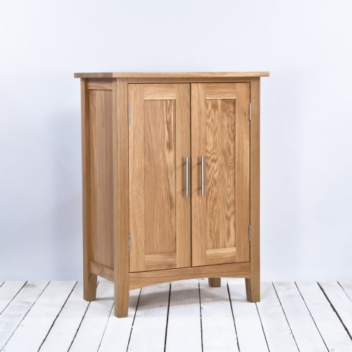 Wiltshire Solid Oak Shoe Cabinet With 3