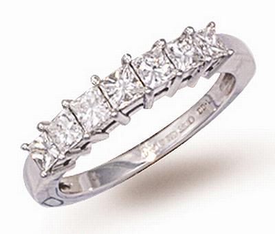 18 Carat White Gold Diamond Eternity Ring (450)