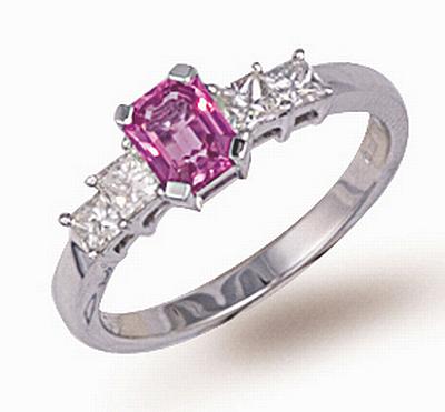 18 Carat White Gold Pink Sapphire Ring (466)