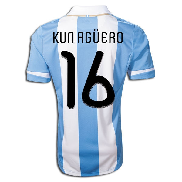 Adidas 2011-12 Argentina Home Shirt (Kun Aguero 16)
