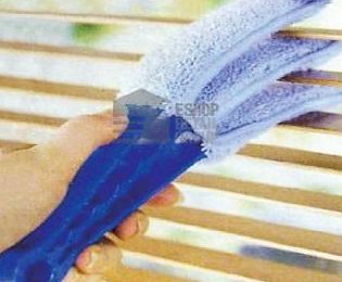 Ashley Housewares Triple Venetian Blind Cleaner - Removable, Hand Washable Microfibre Fabric Duster For Wet Or Dry Cleaning Of Slats
