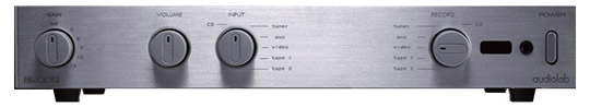8200Q Stereo Pre-Amplifier - Silver
