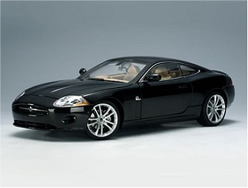 Jaguar XK Coupe (2006) in Midnight Black (1:18 scale)