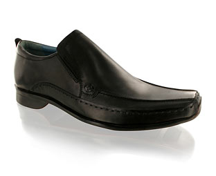 Essential Twin Gusset Shoe With Tramline Butted Seam