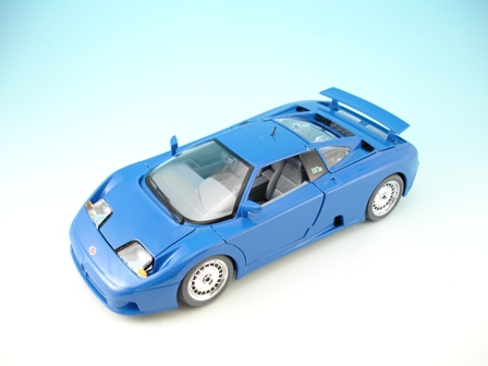 Bburago Bugatti EB110 Blue