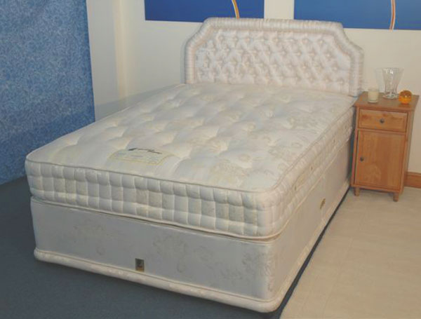 Bedworld Discount Duchess 1100 Divan Bed Small Single