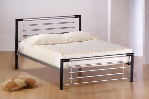 Bedworld Discount Faro Metal Bed Frame Small Double 120cm