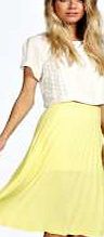 boohoo All Over Pleated Crepe Midi Skirt - yellow