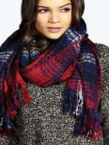 boohoo Two Tone Check Boucle Scarf - red azz13043