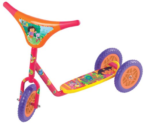 Born to Play Dora the Explorer 3 Wheeled Scooter