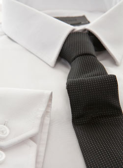 White Plain Slim Shirt With Tie