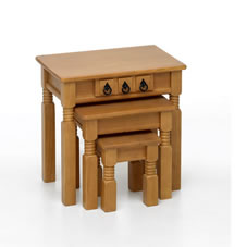 Calla Nest of Three Tables