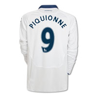Portsmouth Away Shirt 2009/10 with Piquionne 9