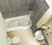Ceramica 1700mm Shower Bath with Milan 4 Piece Bathroom Suite and Whirlpool Bath with Right Hand Bath