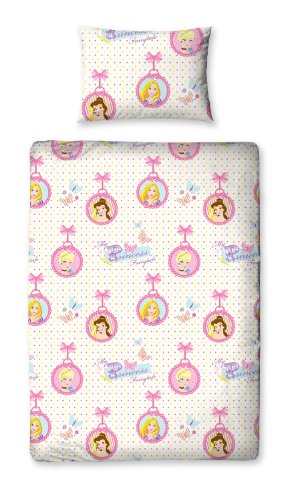 125 x 150 cm Disney Princess Locket Junior Rotary Bedding Bundle, Multi-Colour