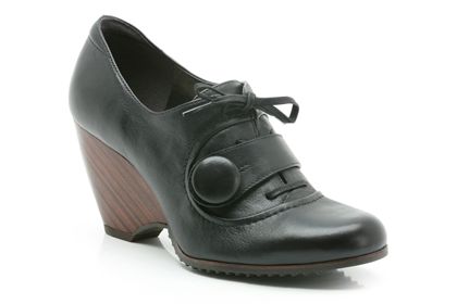 Clarks Bamboo Shoot Black Leather