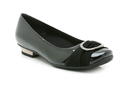 Clarks Cashew Nuts Black Patent