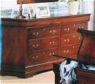 Classic Quebec 8 drawer dresser