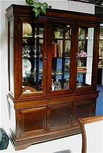 Classic Quebec Display Cabinet