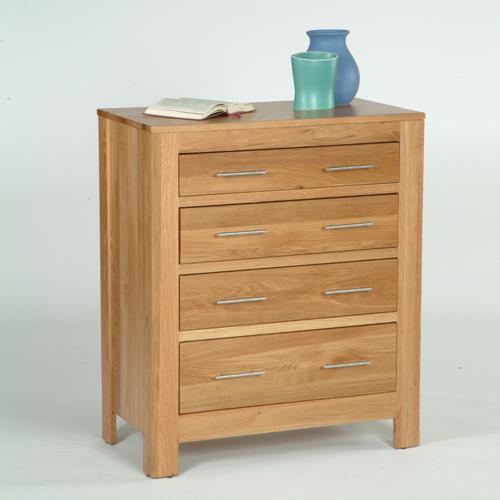 Contemporary Oak 4 Drawer Chest 303.303