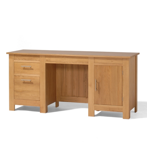 Contemporary Oak Double Pedestal Desk 808.603