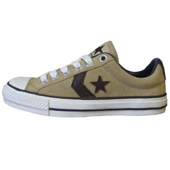 Converse Star Playr EV OX 1Z051Suede upperLeather detail Padded heel supportConverse logo on back of