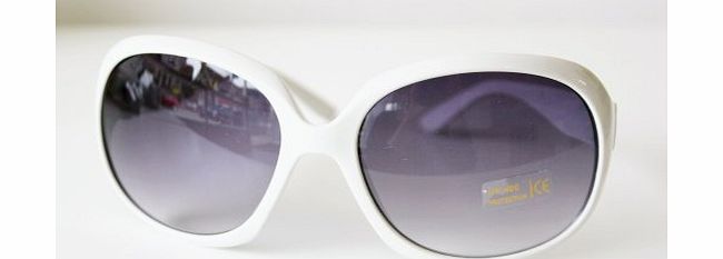 Classic Retro Oversized Sunglasses Round White