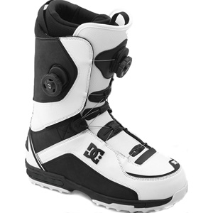 DC Judge 2010 Snowboard boots