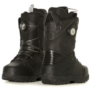 DC Judge Snowboard boots