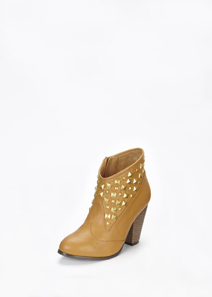 Definitions Mansfield Stud Detail High Western