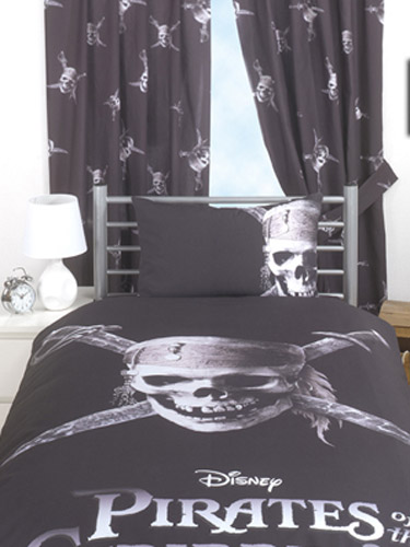 Disney Pirates of the Caribbean Pirates of the Caribbean Curtains Skull and Crossbone Design 54 drop