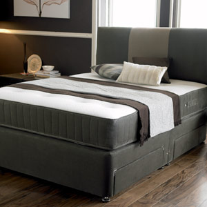 Knightsbridge 4FT 6` Divan Bed
