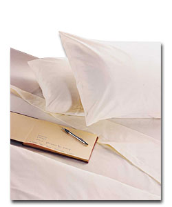 Dorma Double Fitted Sheet Percale Collection - Parchment.