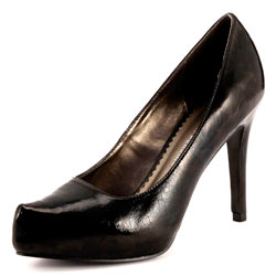 Black platform heel shoes