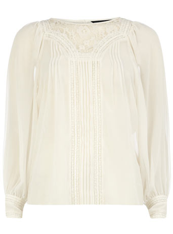 Ivory Victorian blouse DP05324182