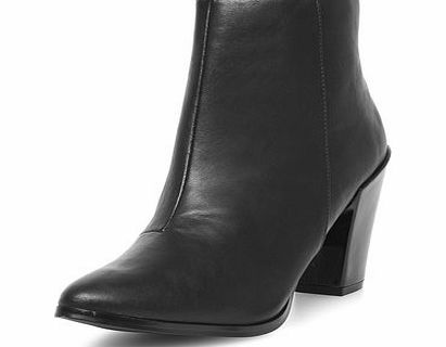 Dorothy Perkins Womens Black pointed ankle boots- Black DP22295510