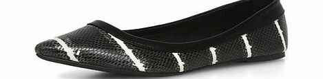 Dorothy Perkins Womens Black stripe wide fit pumps- Black