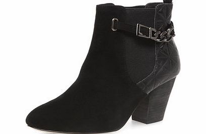 Womens Ravel Pull on ankle boots- Black DP23000604