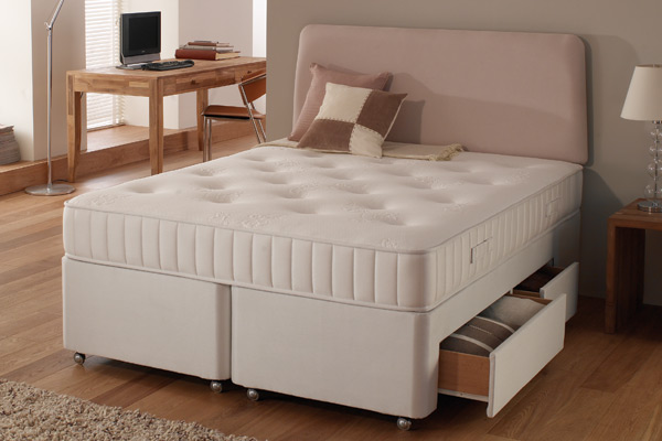 Connoissuer Latex Divan Bed Double 135cm