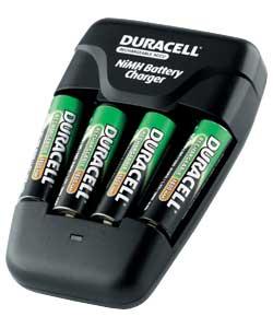 Duracell Value Charger with 4 x AA 1800 mAh Batteries