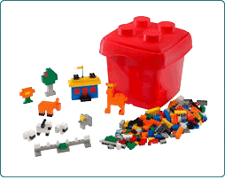 Early Years LEGO CREATOR MAKE-BELIEVE BUCKET