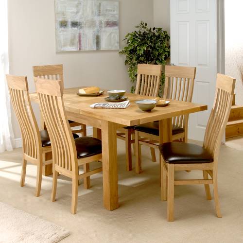Small Solid Oak Dining set with 6 Shaker Chairs