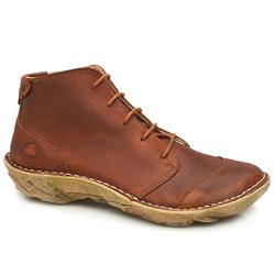 Female En Nasca Chukka Boot Leather Upper Casual in Tan